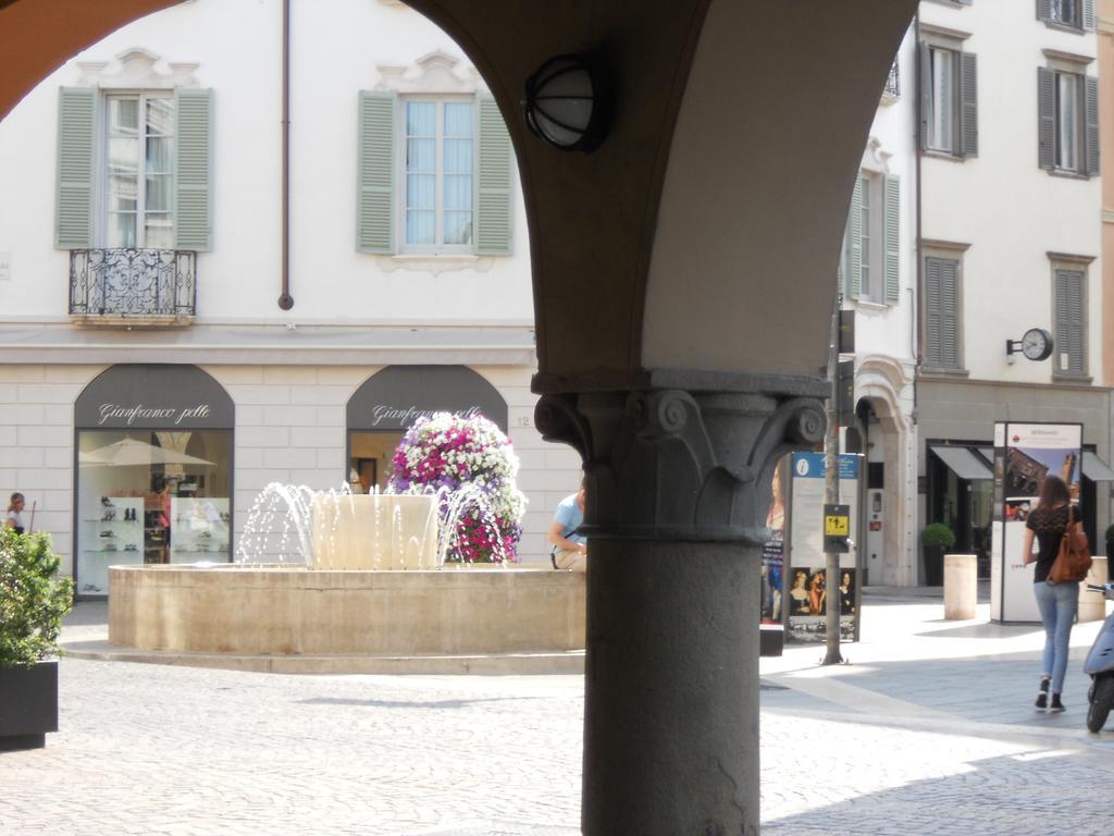Al Centro Storico Apartamento Bérgamo Quarto foto